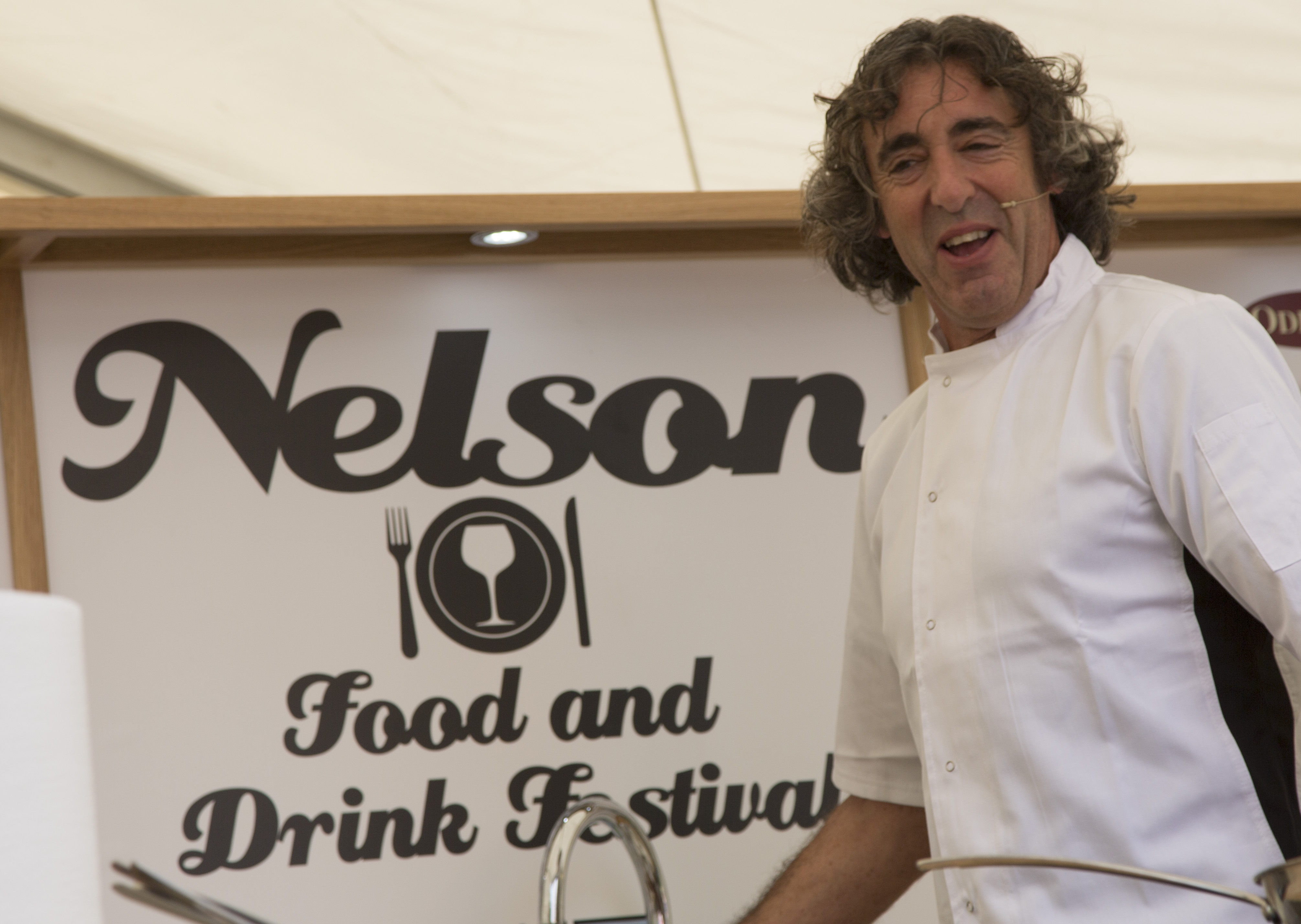 Celeb chef Foxy brings crowd-pleasing recipes to Nelson Food Festival